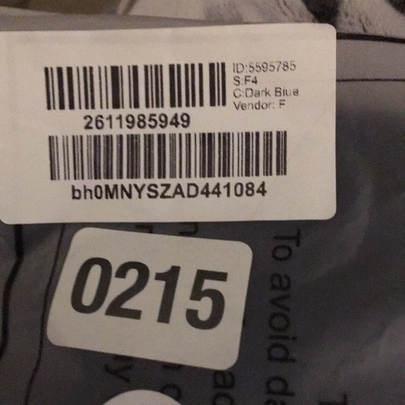 ☄️Any 2 for $10 ☄️
B7 Casual Florals Tunic Round Neck A-line Dress. - Picture 8 of 9